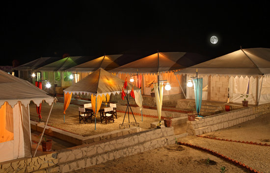 Best Camping Sites in Jaisalmer – The Golden City￼